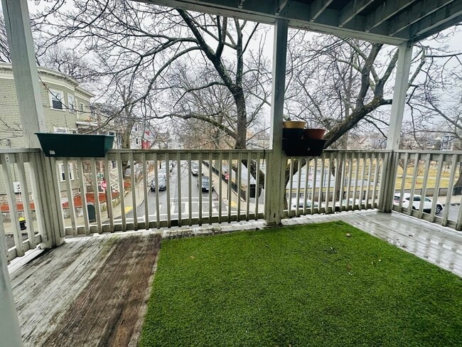 Building Photo - 28 Melbourne St