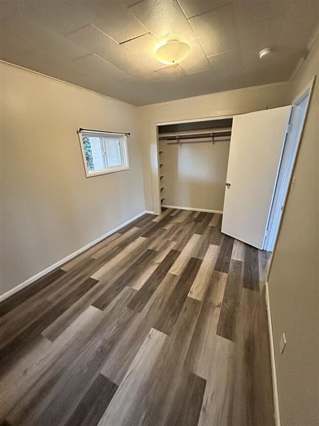 Building Photo - 3 Bedroom, 1 Bathroom House in Lynden