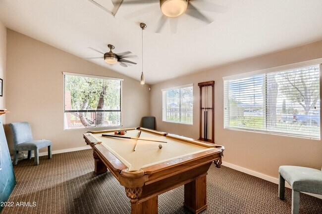 Clubhouse - 4704 E Paradise Village Pky N