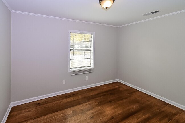 Building Photo - 1776 Tahiti Ln