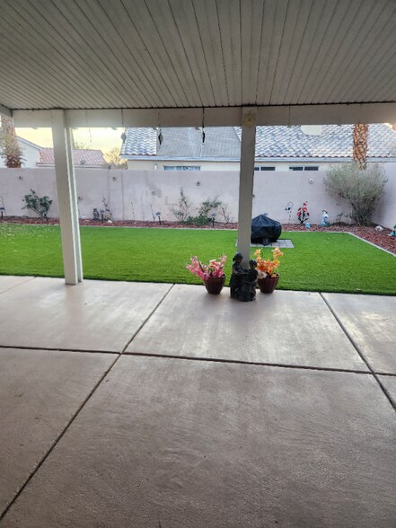 Building Photo - 6355 Belgium Dr