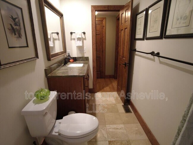 Building Photo - 72 Coma Lk Ln