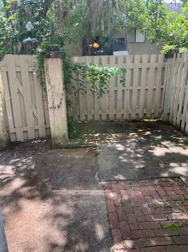 Building Photo - Southside-Near Oglethorpe Mall & South College