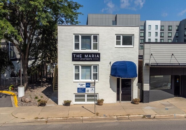Building Photo - 1119 2nd St SW