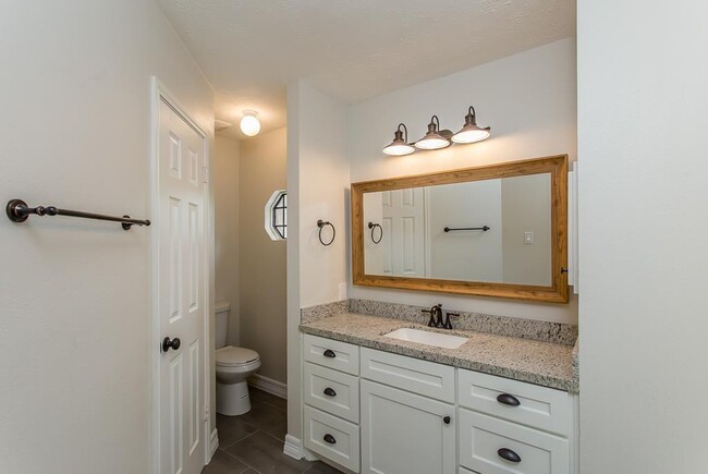 Building Photo - 12410 Brook Meadows Ln
