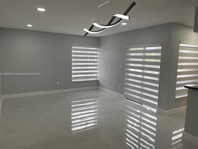 Building Photo - 17500 NW 68th Ave