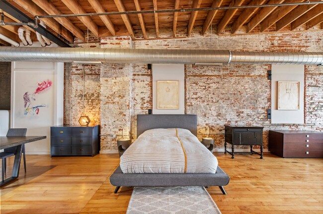 Building Photo - 1410 Gratiot Ave