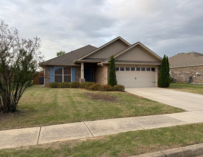 Building Photo - 2467 Bell Manor Dr SW