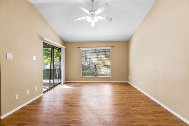 Building Photo - 14777 Wunderlich Dr