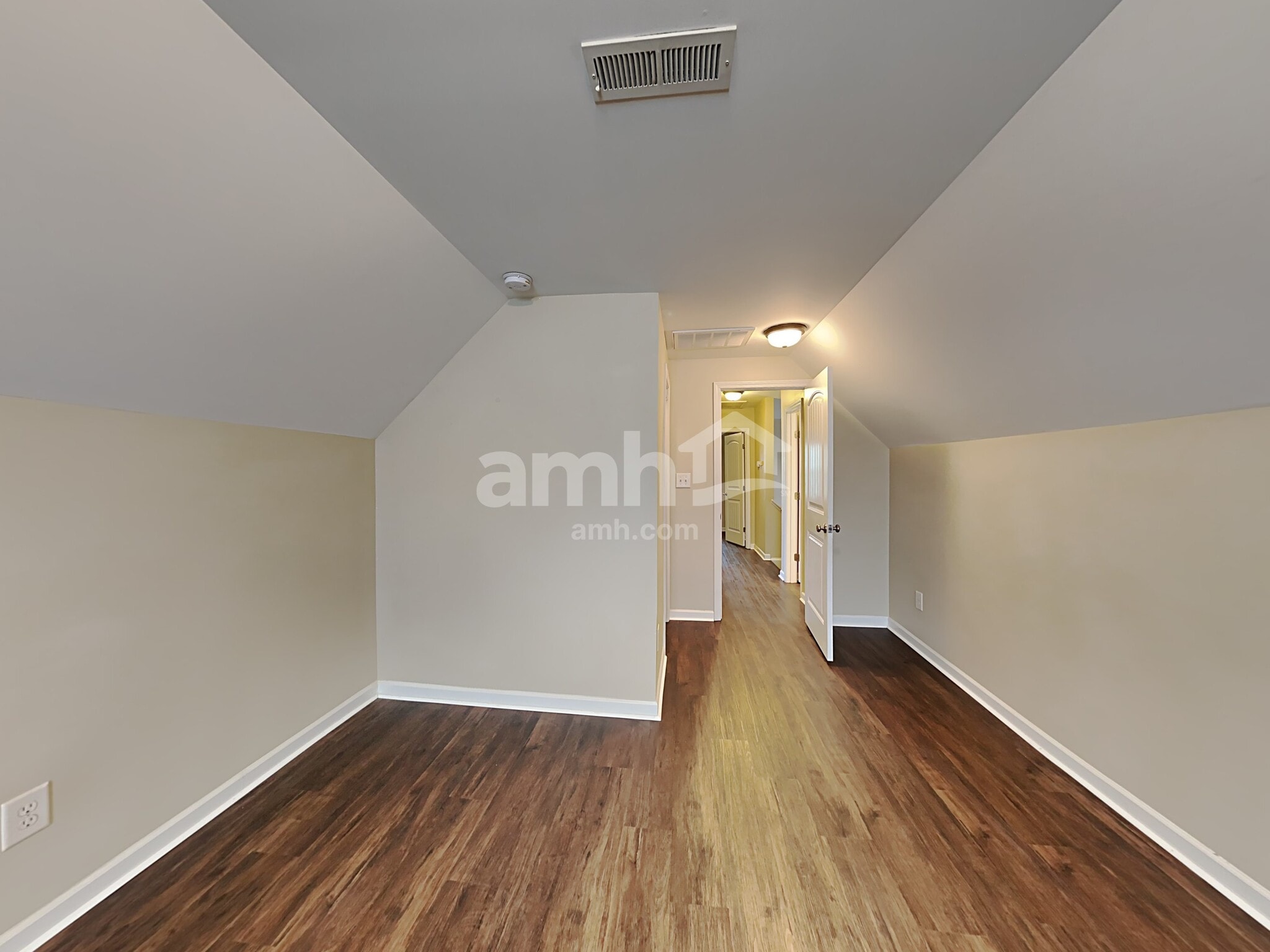 Building Photo - 6300 Slopeside Ct