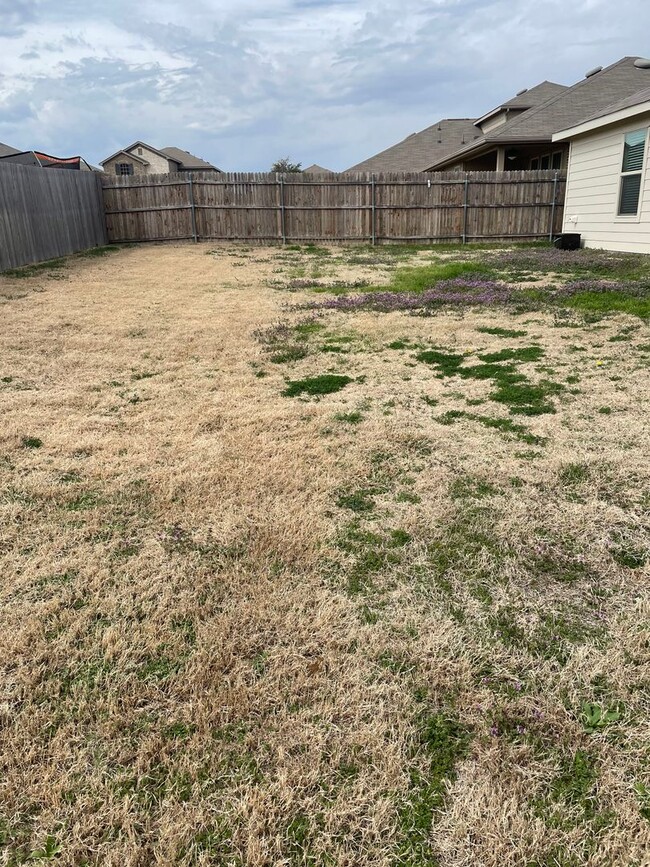 Building Photo - 3/2/2 in Sendera Ranch