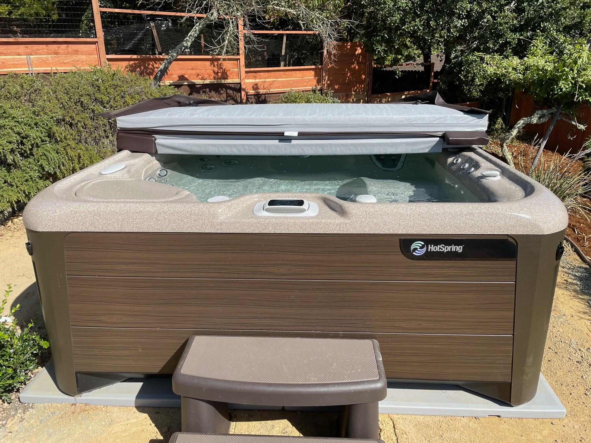Hot tub - 6344 Snake Rd