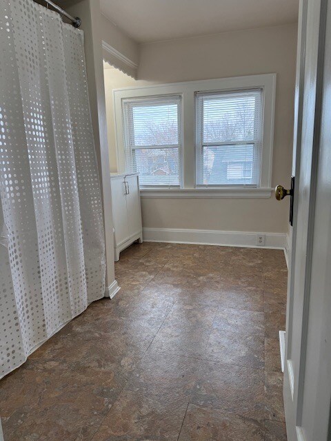 3rd Fl Bath - 4120 Smith Rd