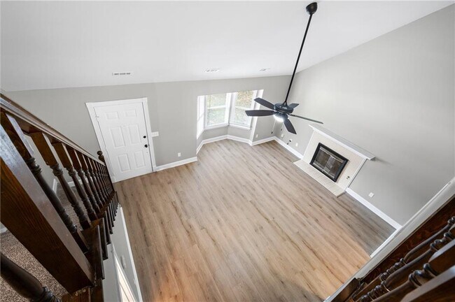 Building Photo - 1393 Poplar Pointe