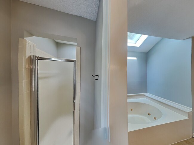Building Photo - 711 Cedar Brake Dr