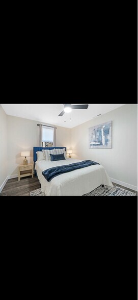 Building Photo - 209 Anna St