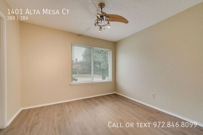 Building Photo - 1401 Alta Mesa Ct