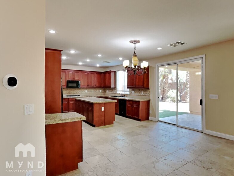 Building Photo - 599 Wealdston Ct