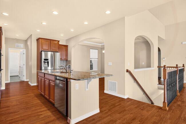 Building Photo - 5279 Mount Cutler Ct