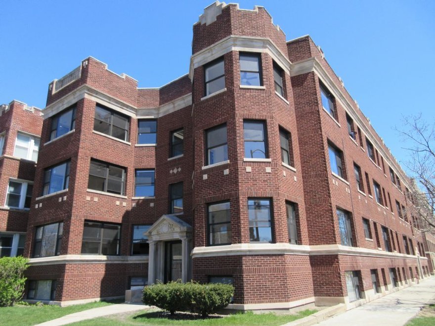 Building Photo - 1348 W Howard St