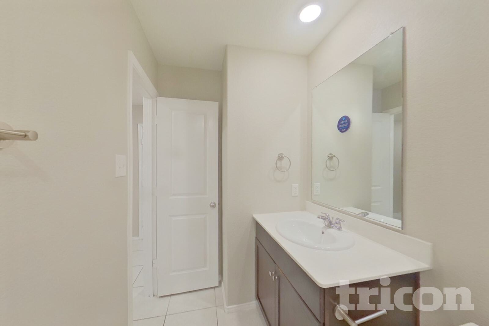 Building Photo - 2602 Vavra Ln