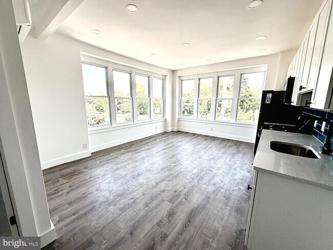 Building Photo - 30 Haddon Ave