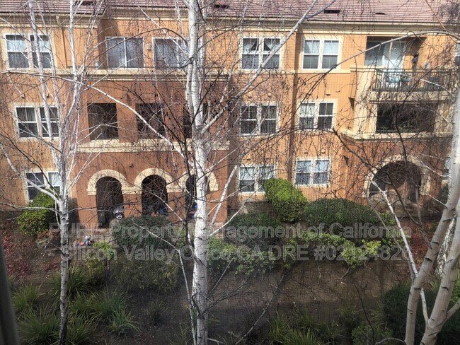 Building Photo - 1310 Saddle Rack St