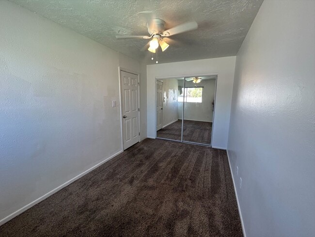 Building Photo - 328 E Dunbar Dr