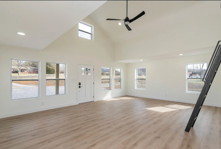 Building Photo - 7713 Martin Mill Pike