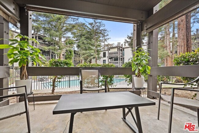 Building Photo - 7740 Redlands St