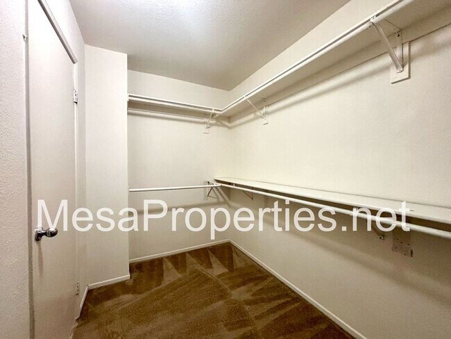 Building Photo - 13142 Kootenay Way