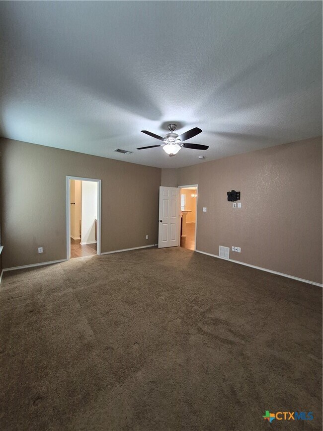Building Photo - 1492 Jordan Crossing
