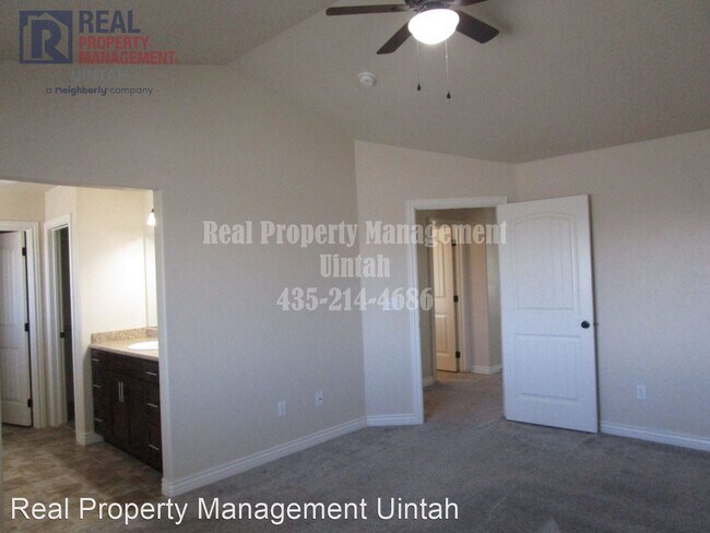 Building Photo - 3 br, 2.5 bath House - 407 E Gray Fox Lane