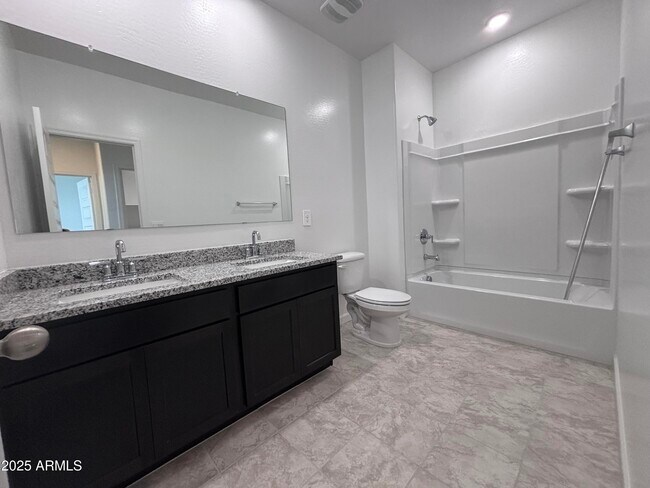 Building Photo - 2055 W Sheridan Ave