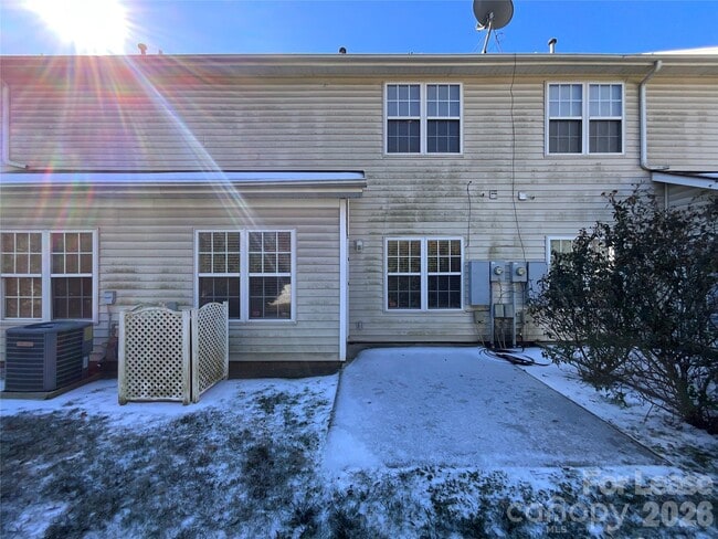 Building Photo - 7809 Lennoxshire Rd