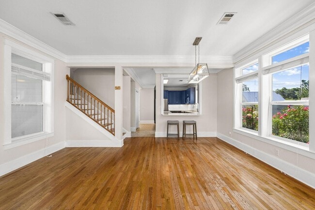 Building Photo - 92 Cypress Breeze Dr