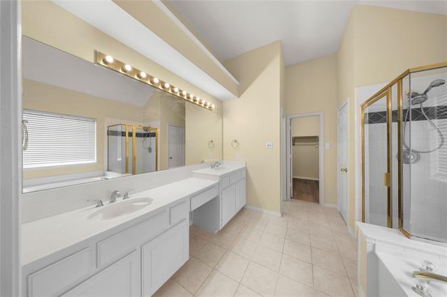 Building Photo - 2808 Barksdale Dr