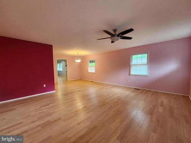 Building Photo - 13201 Moss Ranch Ln