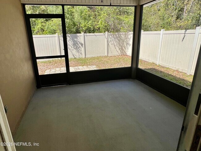 Building Photo - 12454 Itani Wy