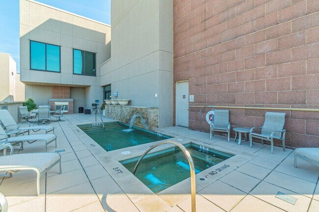 Building Photo - Exclusive wastside condo now available!