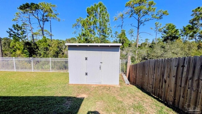Building Photo - 3333 Southwind Dr