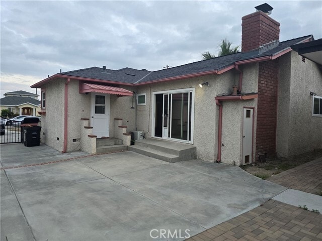 Building Photo - 205 E Bencamp St