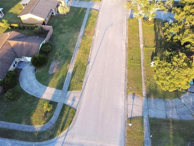 Building Photo - 411 Parson Brown Way