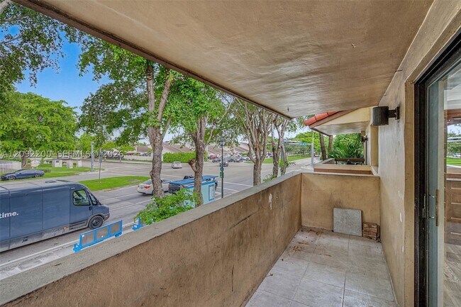 Building Photo - 6206 SW 136th Ct