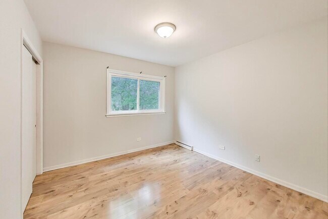 Building Photo - 4257 Oakton St