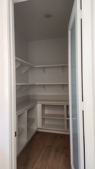 Building Photo - 29814 Corte Trono