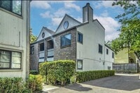 Building Photo - 1114 Augusta Dr