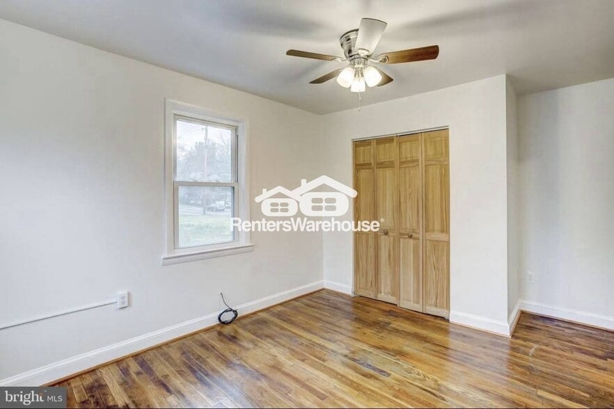 Building Photo - 3219 Taylor Ave