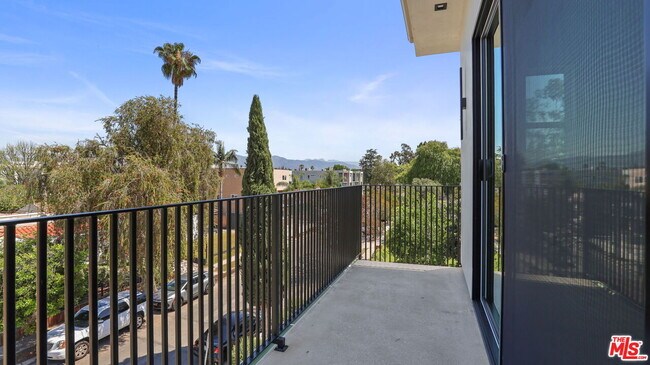 Building Photo - 10842 Peach Grove St