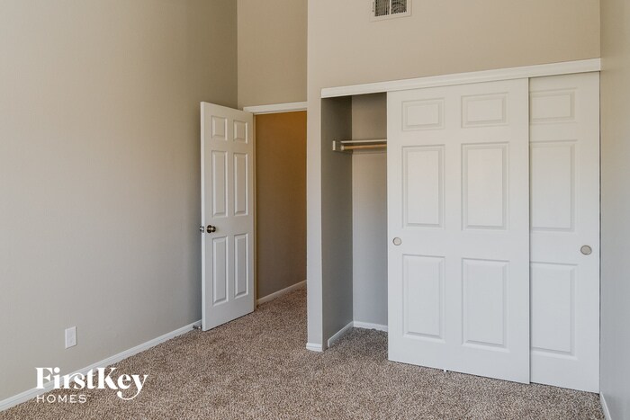 Building Photo - 134 Arbor Way